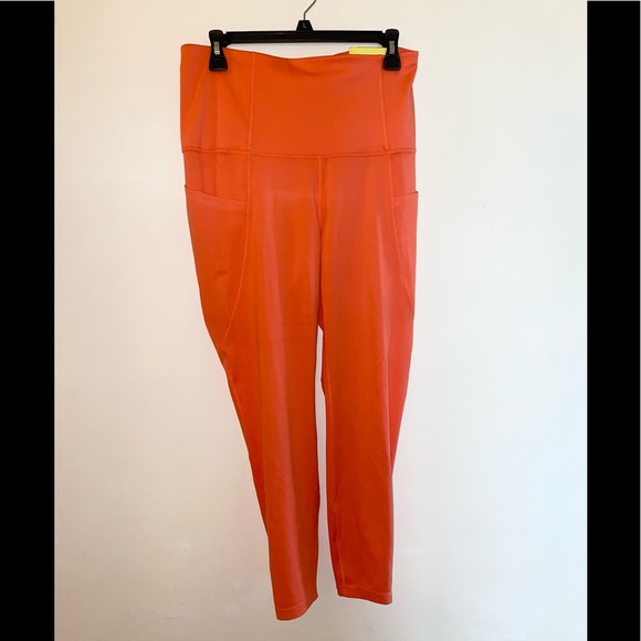 All In Motion - Womens Ultra High-Rise 7/8 Leggings (NEW WITH TAGS) - Picture 6 of 16